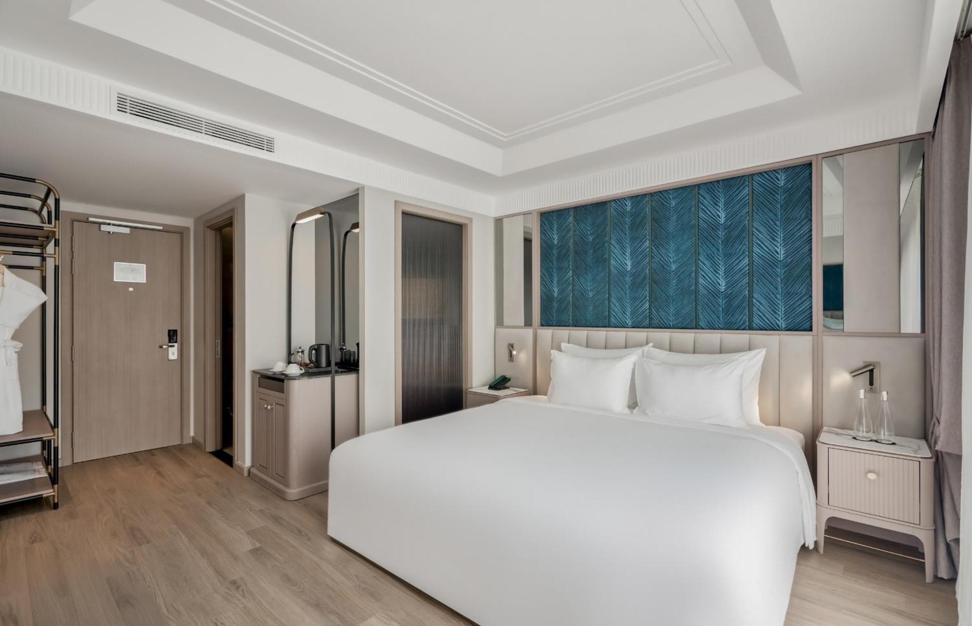 La Siesta Premium Saigon