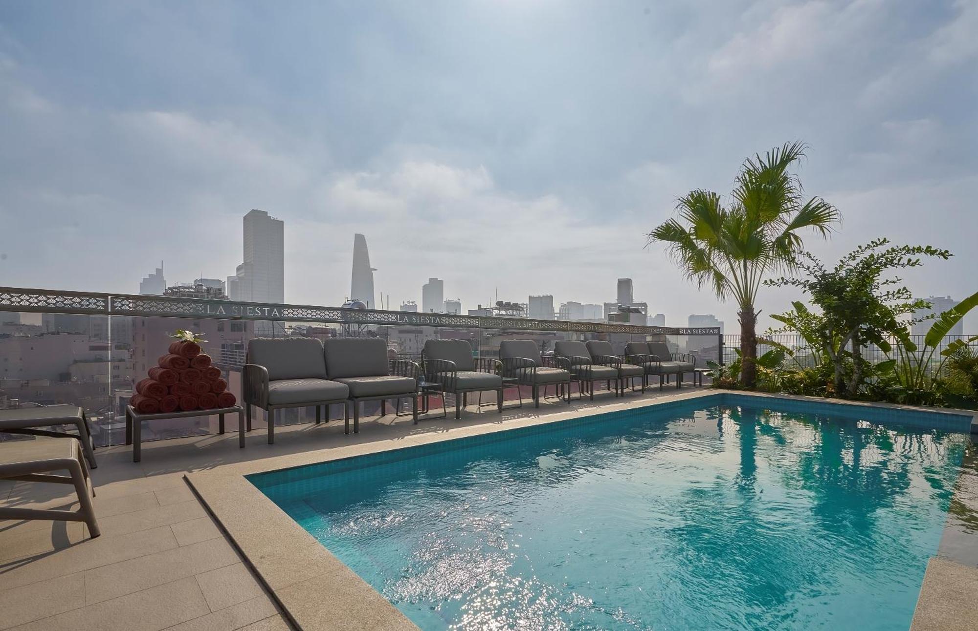 La Siesta Premium Saigon Hotel 5*
