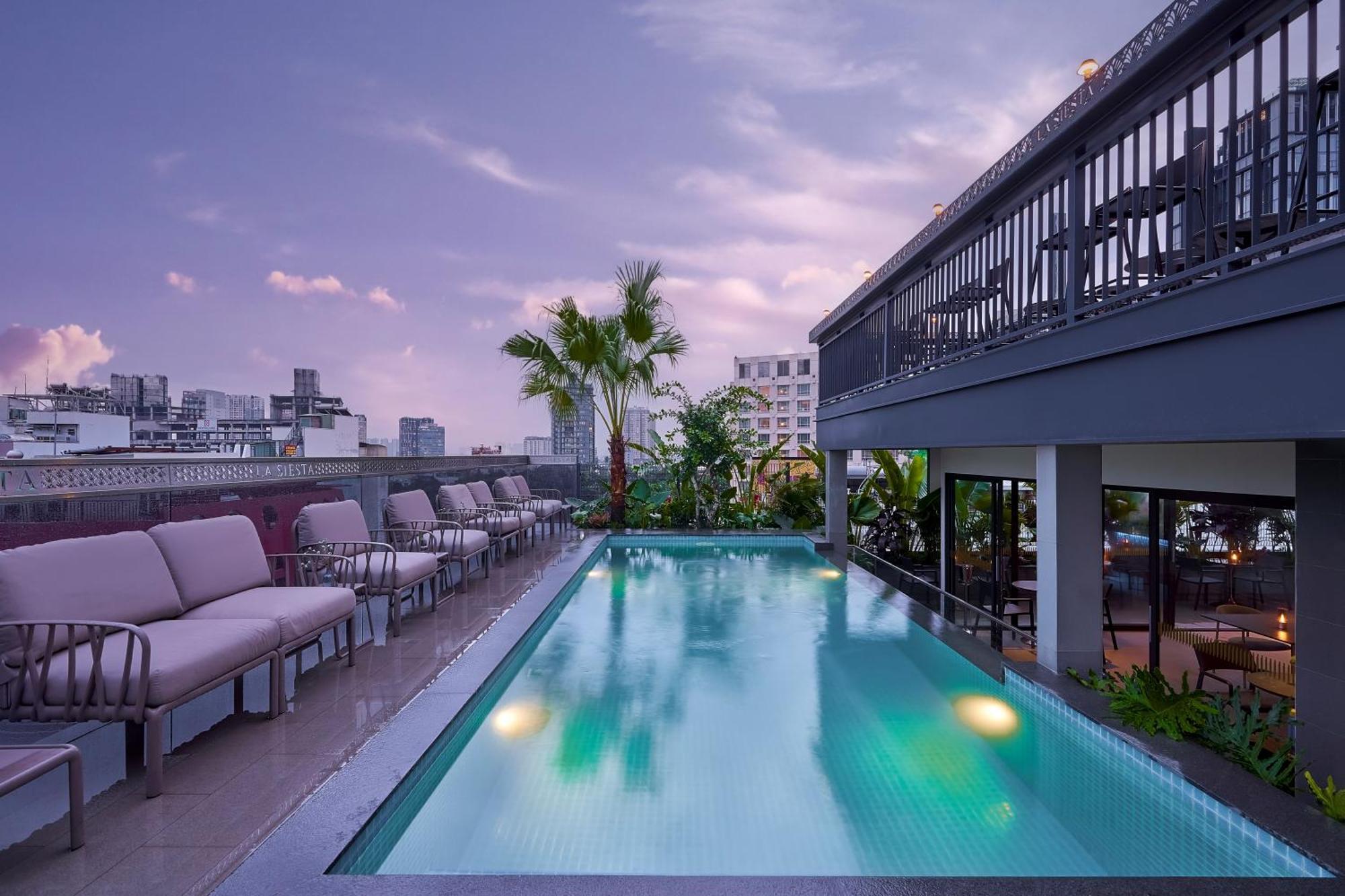 La Siesta Premium Saigon Hotel 5*
