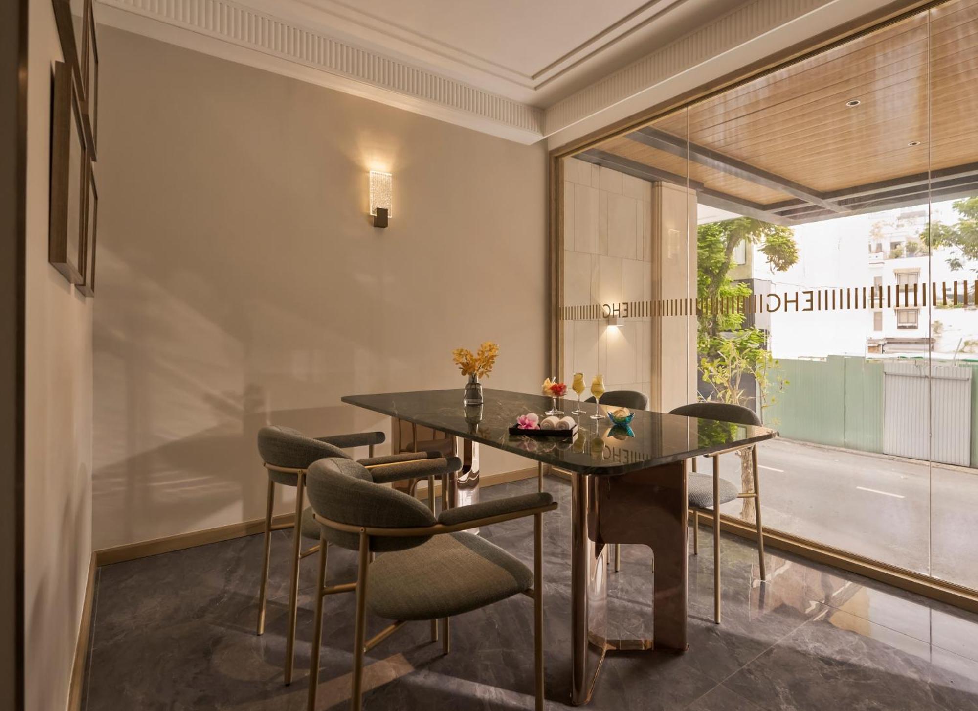 La Siesta Premium Saigon 5*