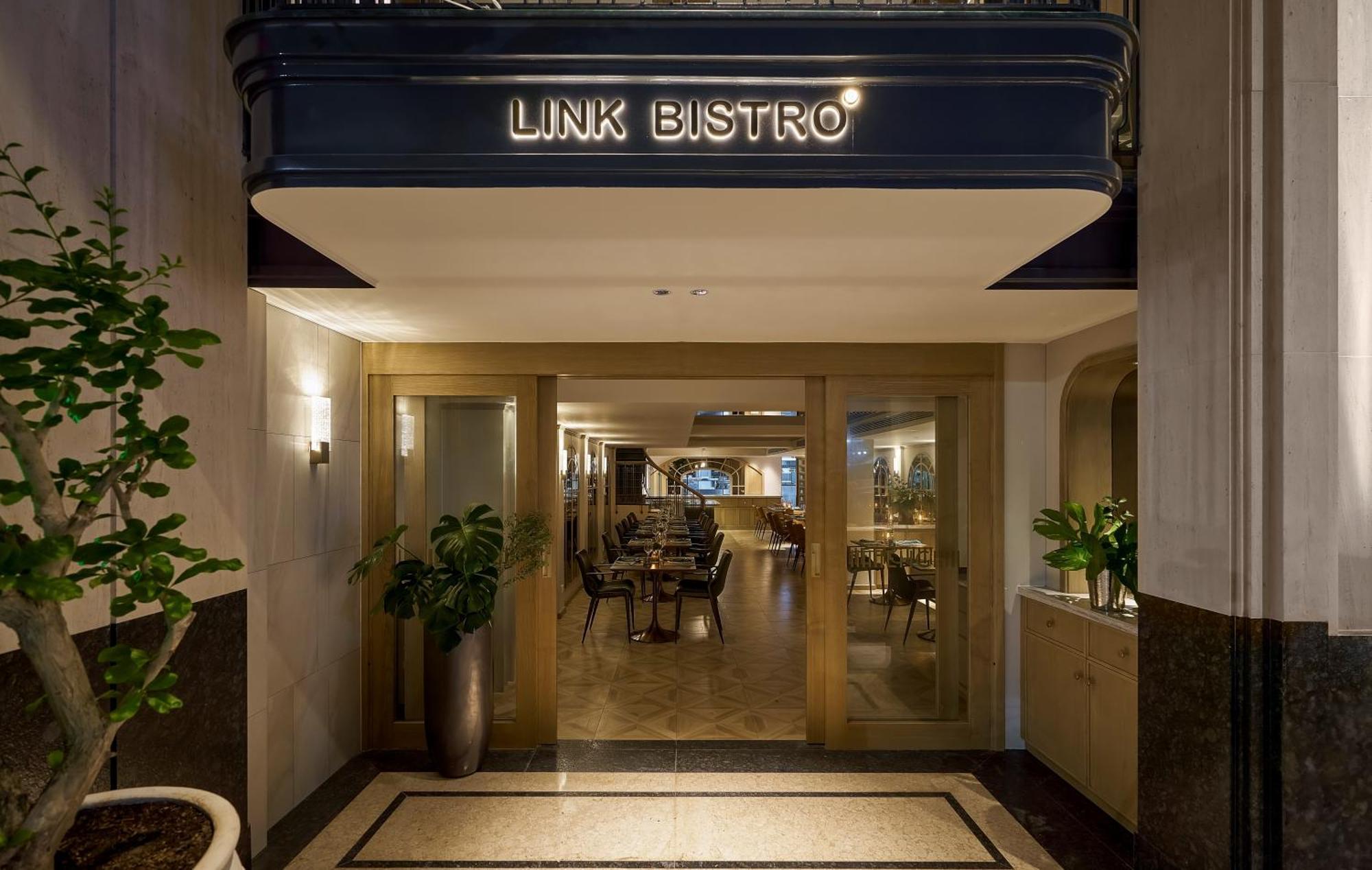 Hotel La Siesta Premium Saigon