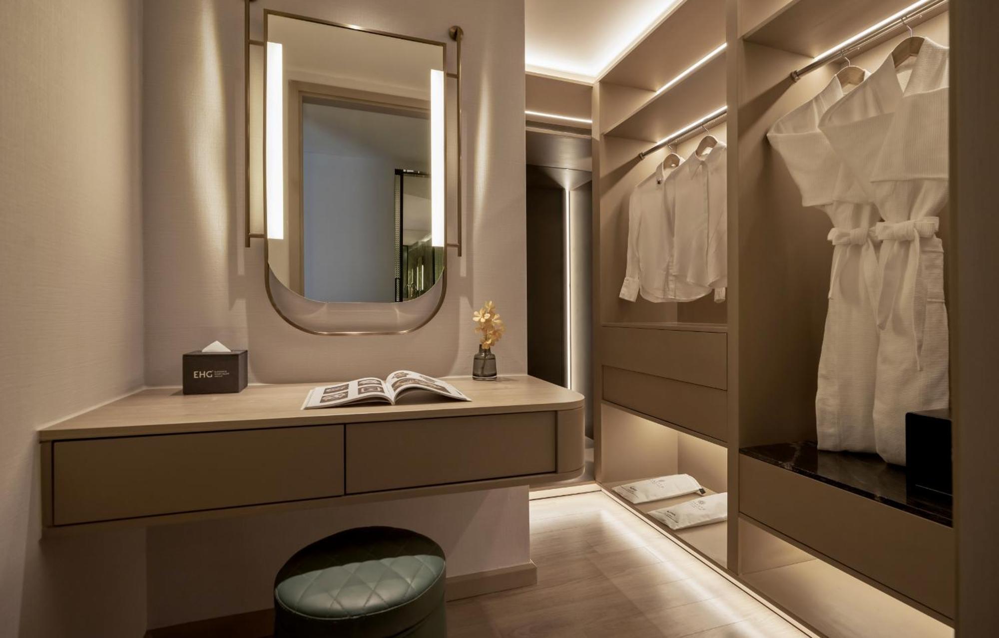 Hotel La Siesta Premium Saigon 5*