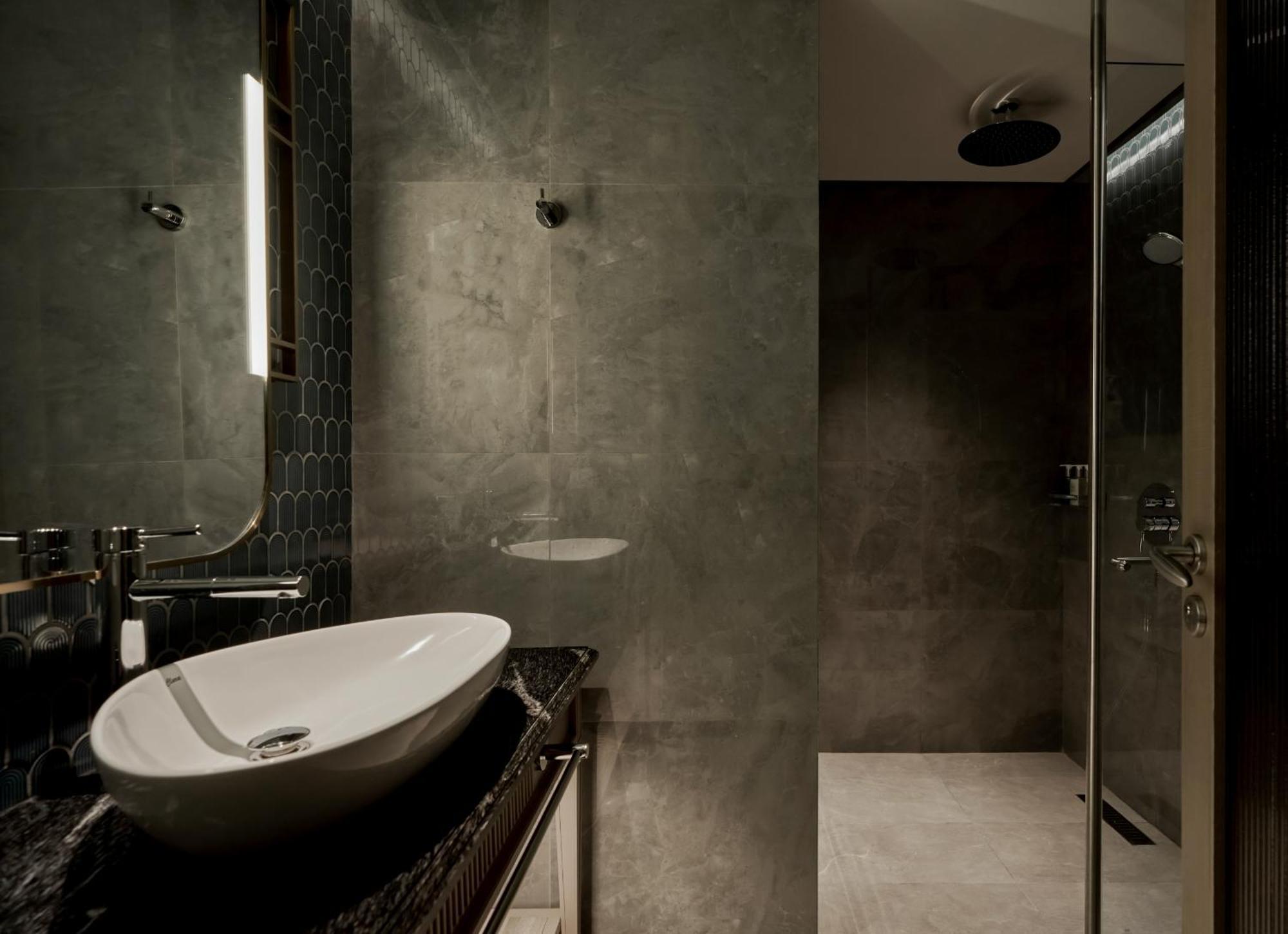 Hotel La Siesta Premium Saigon 5*