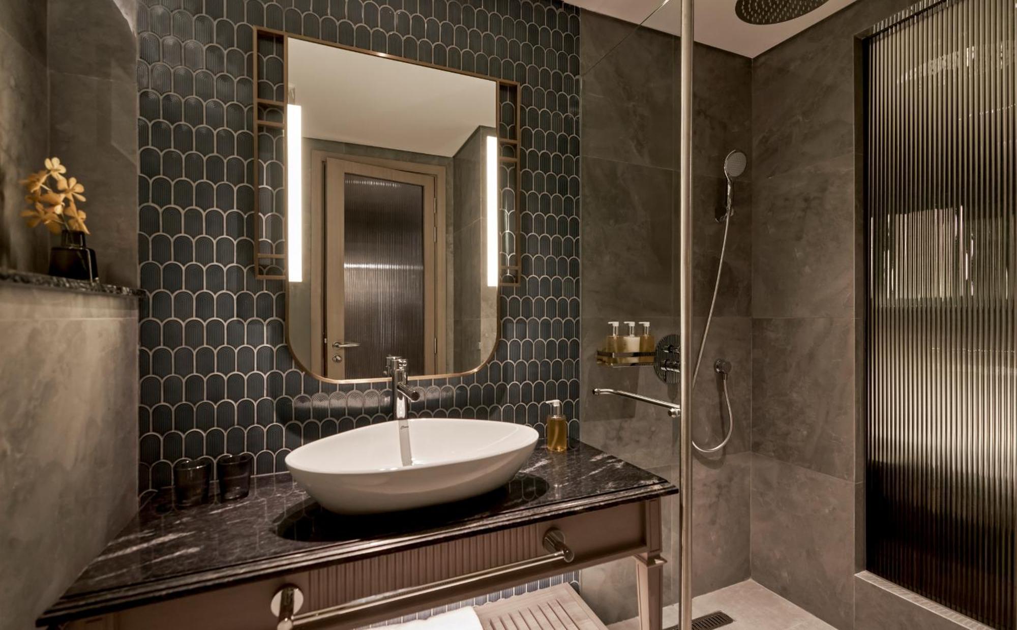 La Siesta Premium Saigon Hotel 5*